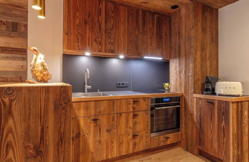 Megeve Apartment | Modern 2 bedroom apartment, close to ski lifts