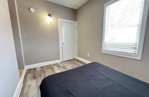 Anacostia Apartment | Modern 2BR 1-Block to Public Transit Near Downtown DC
