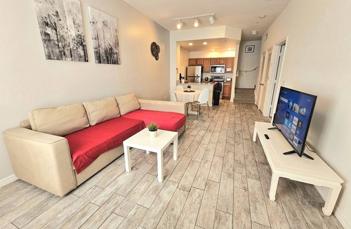 Venetian Bay Villages House | Modern 3BR/2BA Ground Floor Condo | Gated Resort Near Disney