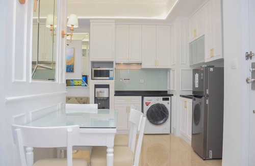 Cikini Apartment | Modern And Comfy 2Br At Menteng Park Apartment