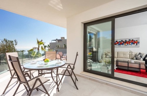 Benalmadena Apartment | Modern apt with pool by Costarentals - Ref 47