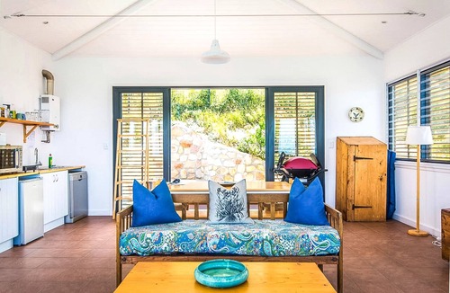 Kalk Bay Apartment | Modern Beach Apartment
