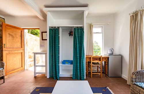 Kalk Bay Apartment | Modern Beach Apartment