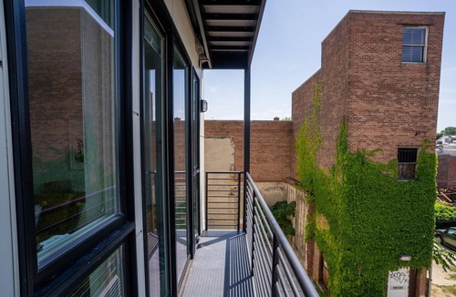 H Street Corridor Apartment | Modern H Street 1BR w/W/D, nr Bars & Restaurants, by Blueground