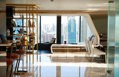Makkasan Condo | Modern luxury/heart of Bangkok/good location chitlom/Erawan shrine