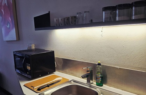 Downtown Johannesburg Apartment | Modern space,Prime location, Cozy, Clean, Ready for you to have stress free stay