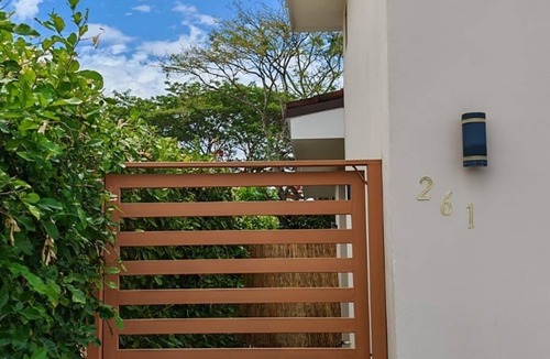 Liberia Apartment | Modern studio near airport A/C + Pool Wifi. Security 24hrs.