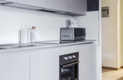 Loreto Apartment | Mono B