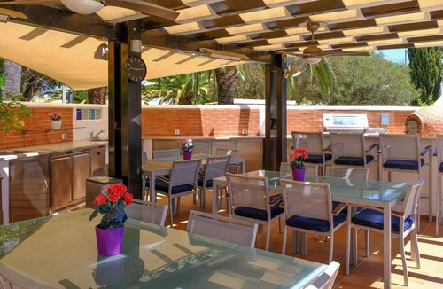 Funchal Apartment | Monte Zest Apt in Lagos