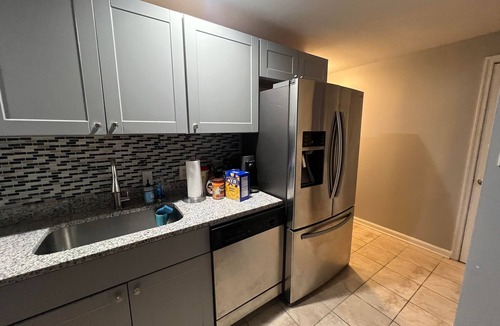 Montpelier Apartment | Montpelier Spot Laurel Private Entrance & Parking