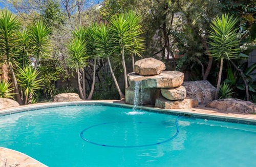 Greater Johannesburg Metropolitan Area Ski Chalet | Moonflower Cottages