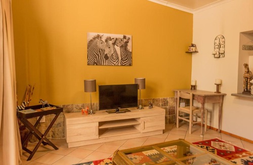 Greater Johannesburg Metropolitan Area Ski Chalet | Moonflower Cottages
