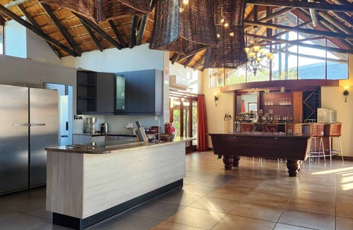 Pilanesberg National Park Cabin | Morokolo Safari Lodge Self-catering