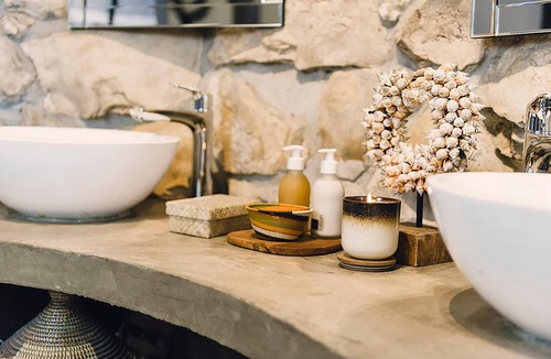 Overstrand Cabin | Mosaic Lagoon Lodge