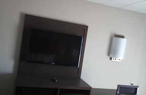 Burlington Hotel | Motel 6 Burlington, NC
