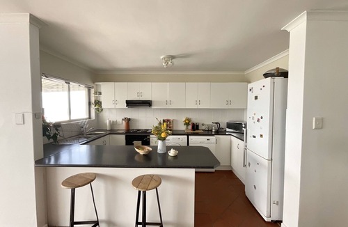 Muizenberg Apartment | Muizenberg Escape; Serene Ocean Views from The Mountainside