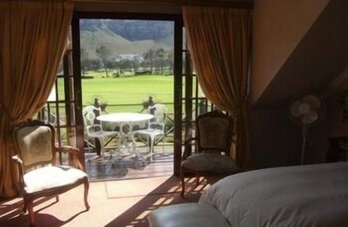 Hermanus Hotel | Mulligans Golf Lodge