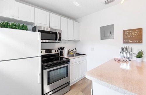 Sailboat Bend Condo | Musician's Paradise Near Beach and Las Olas