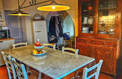 Palaia House | MY TUSCANY VILLA: Absolute privacy, between pine and olive trees