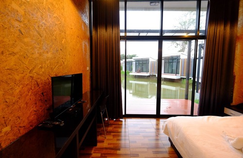 Phang Khon Hotel | N&C Resort