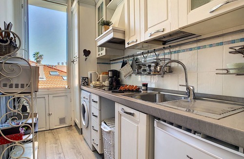 Carre d'Or Apartment | N&J - LAVINIA - Central - Close sea