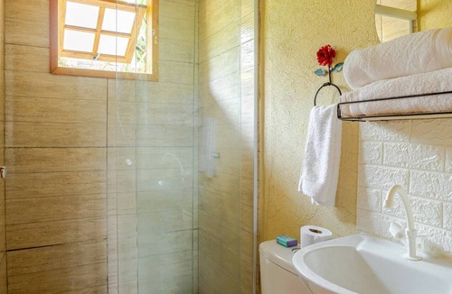 Zungu Villa | N4 - Chalé 2 Quartos Angra dos Reis