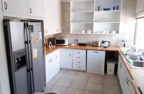 Rondebosch House | Neat 3 bedroom house in tranquil setting in Rondebosch