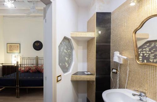 L'antico Ghetto Ebraico House | Nel Cuore di Bologna M ,Bologna by Shortholidays