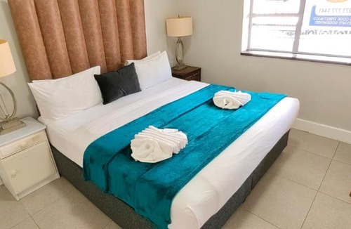 Salt River House | Neo & Ruks Sleep & Go Salt River