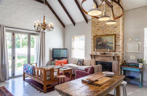 Onrus House | Nerf-af Cottage at Onrus, Hermanus