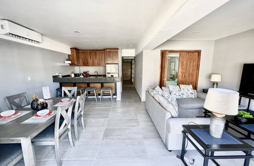 Libertad Apartment | NEW Deluxe 2BR - 2BTH, 2 KING BEDS, Pool, GIG-Speed WI-FI, Barbecue, Grand Patio