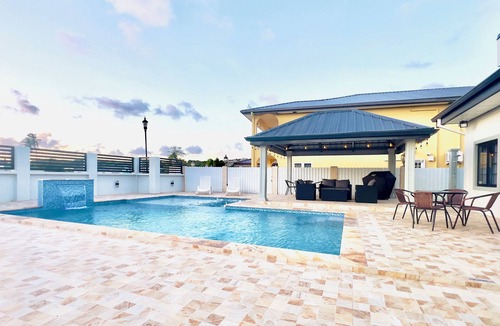 Bon Accord Village Villa | NEW Luxury 4BR Family Villa | Private Pool & Spa | Gated Community