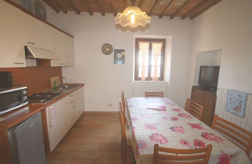Montecastelli Apartment | (NEW) Penthouse (G) with swimming pool, jacuzzi and tennis court in Tuscany