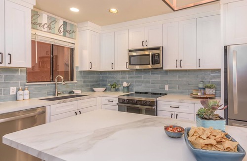 San Jose del Cabo Condo | New! Perfect Location with Great View of Ocean!