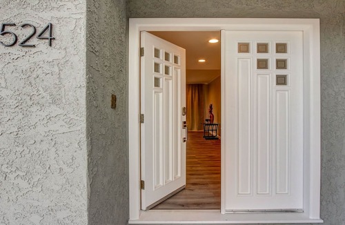 Thousand Oaks House | New Remodeled Home With Pool in Thousand Oaks