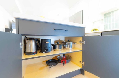 Fraserview House | New Reno 3B Home w/1 Free Parking/Prime Location