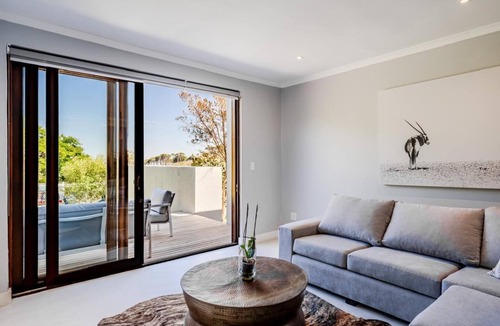 Helderberg Rural Apartment | New vacation apartment in an exclusive vacation home in the Winelands