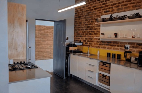 Greater Johannesburg Metropolitan Area Apartment | New York Style Apartment in Secure New Braamfontein Lifestyle Precinct 4 Family