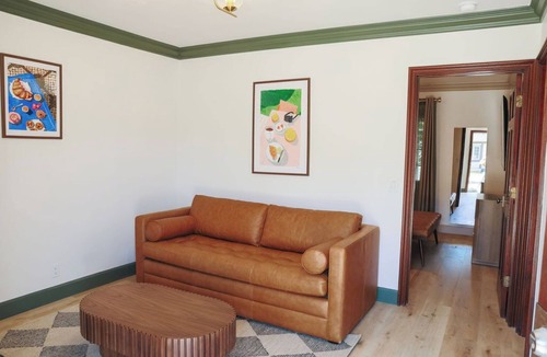Solvang Hotel | Newly renovated boutique hotel in heart of Solvang, California - dog friendly