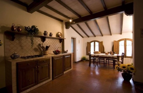Colle di Val d'Elsa House | Nice apartment in villa for 4 guests with pool, TV, patio and pets allowed