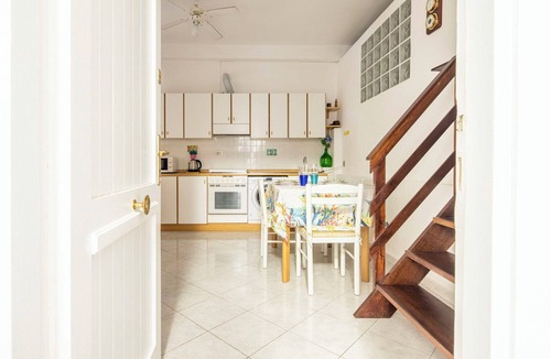Cinque Terre Apartment | Nice apartment for 4 guests with WIFI, TV and pets allowed