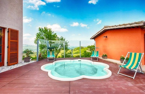 SantʼAngelo in Vado Apartment | Nice apartment in Sant'Angelo in Vado with WiFi