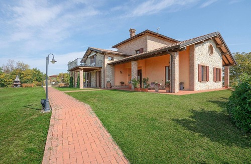Salsomaggiore Terme Apartment | Nice apartment in Salsomaggiore T. PR with WiFi