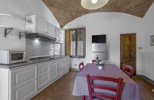 San Macario In Monte Apartment | Nice apartment for 2 people with pool, WIFI, A/C and TV, close to San Gimignano