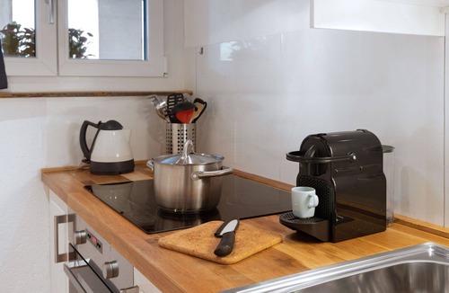 Davos-Dorf Apartment | Nice apartment for 4 guests with pool, WIFI, TV and balcony
