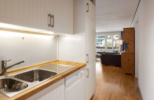 Davos-Dorf Apartment | Nice apartment for 4 guests with pool, WIFI, TV and balcony
