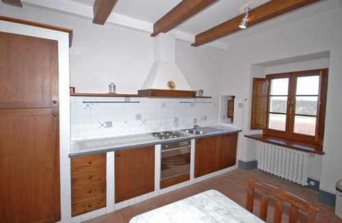 Castelnuovo Berardenga Apartment | Nice apartment for 5 guests with pool, A/C, TV and panoramic view, close to Siena
