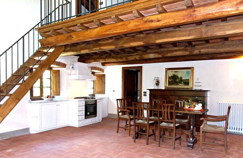 Dicomano Apartment | Nice apartment for 6 people with A/C, pool, WIFI, TV and pets allowed
