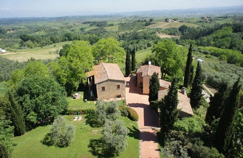 Montaione Apartment | Nice apartment for 6 people with WIFI, pool, A/C, TV and pets allowed, close to San Gimignano