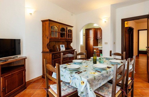 Diano Castello Apartment | Nice apartment for 6 people with pool, WIFI, TV, terrace and pets allowed